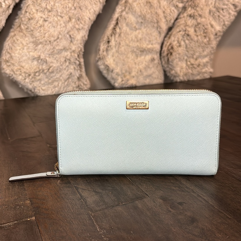 Kate Spade Large Continental Zippered Wallet